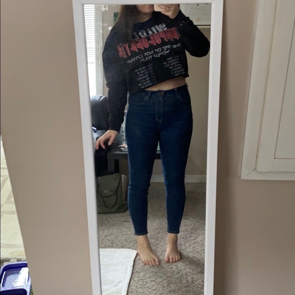 Cropped sweater - Picture 3 of 3